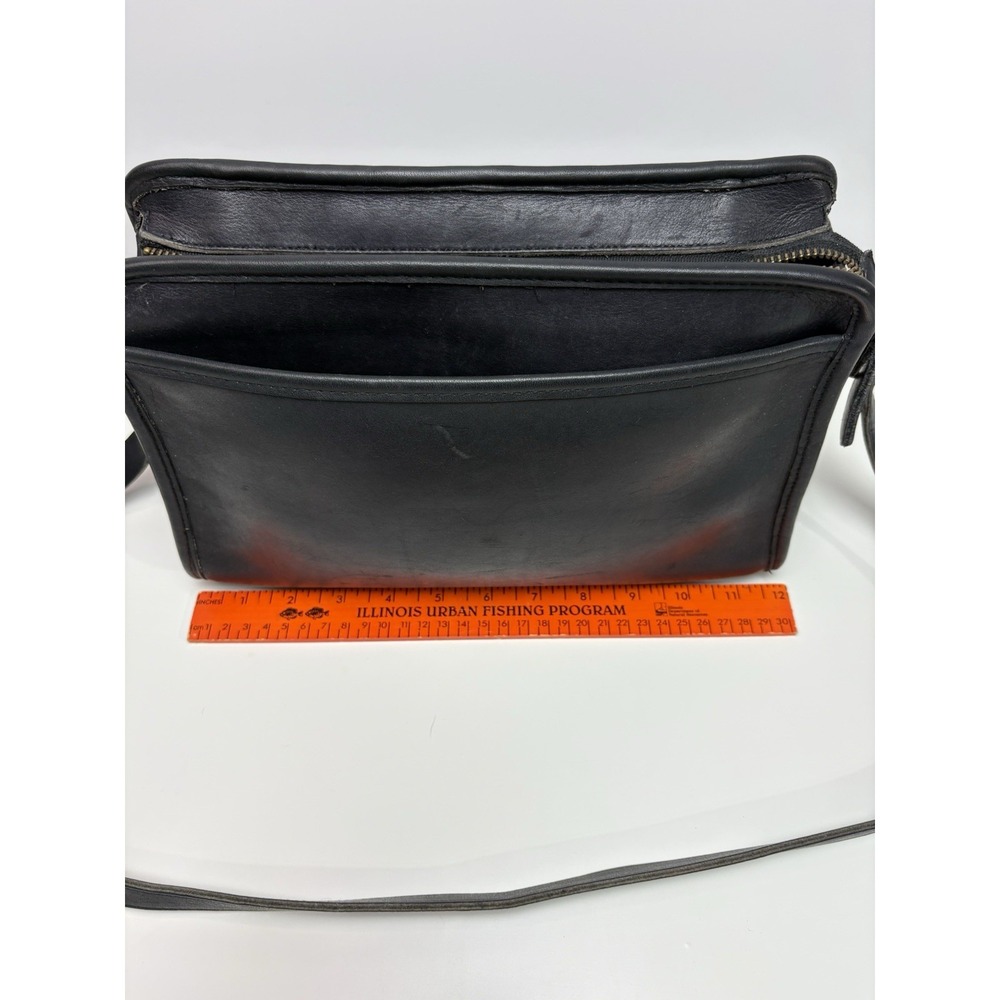 Vintage 80's Coach Swagger 9820 NYC Black Leather Crossbody‎ Shoulder Bag - Picture 13 of 15